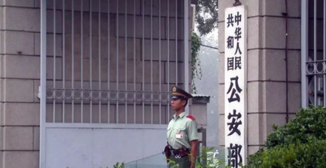 筑牢“三道防线” 配备坚实“铠甲”——代表委员建言加强民警辅警防护工作